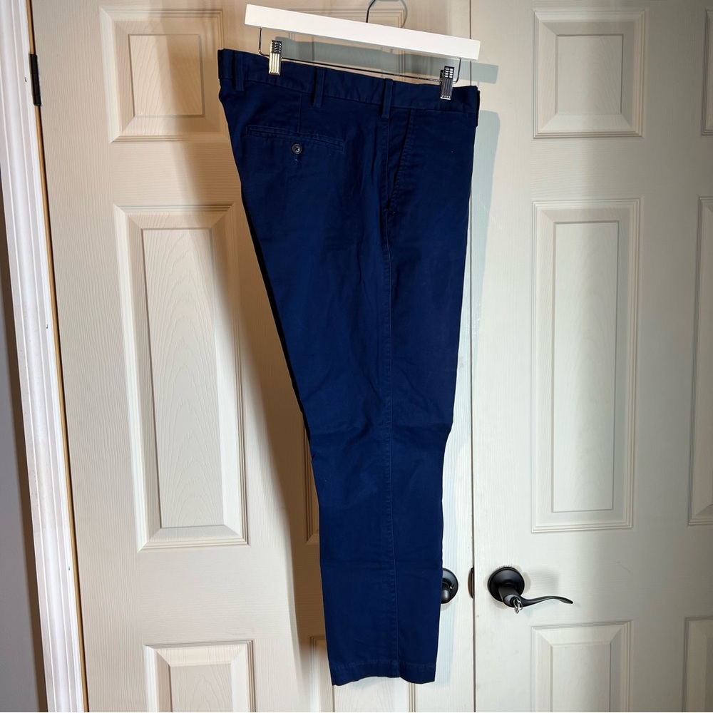 Gap men’s pants slim size 38x30 blue